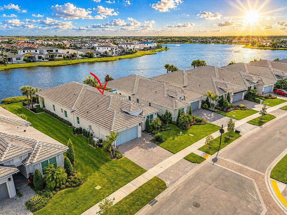 1st image of 10033 Regency Way