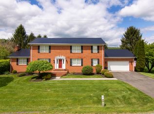 337 Houfnaggle Rd, Lewisburg, WV 24901