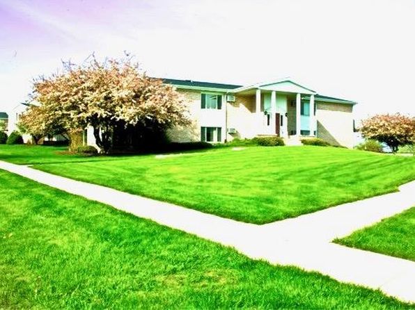 569 Dean Dr APT 6