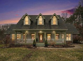 8220 Glenwynd Dr, Kalamazoo, MI 49009