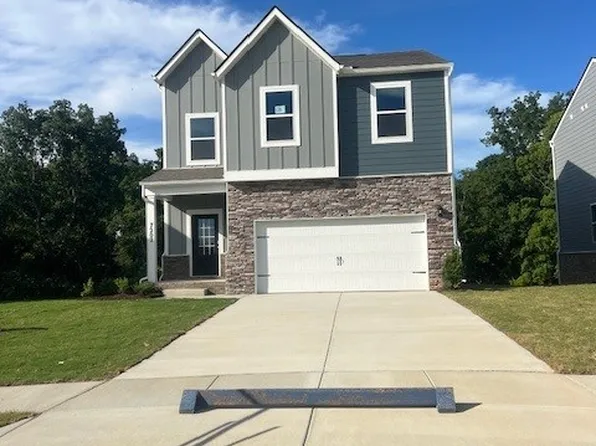 7202 Lang Ave, White House, TN 37188