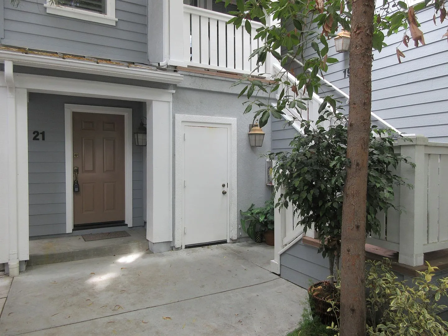 21 Hinterland, Ladera Ranch: Spacious 2 Bed 2.5 Bath Townhome with Community Amenities! — Photo 2
