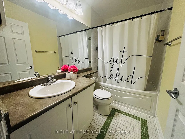 3504 Hurontario St #907 — Photo 20