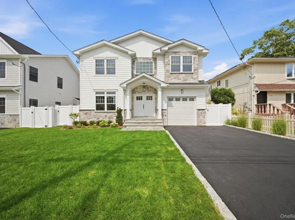 1586 Maeder Avenue, Merrick, NY 11566