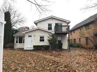 21138 W Sylvan Dr, Mundelein, IL 60060