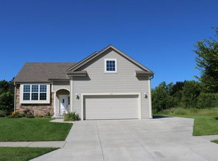 120 Vista Del Parco Dr, Sullivan, WI 53178