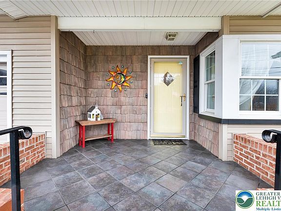 4th image of 1710 Arndt Rd