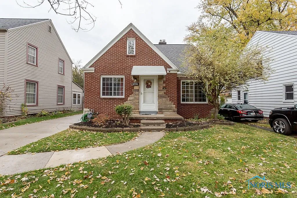 2724 Sherbrooke Rd photo 1
