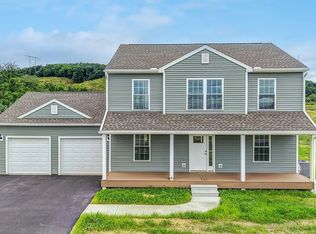 25 Mifflin Ter, Nescopeck, PA 18635