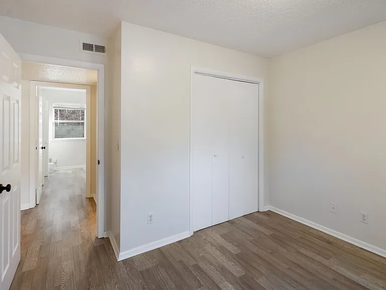 100 Bearwood Dr — Photo 14