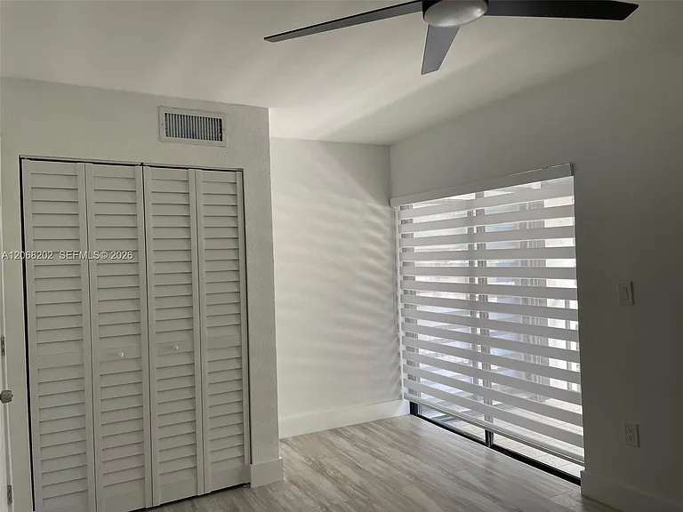 460 W Park Dr #207 — Photo 10
