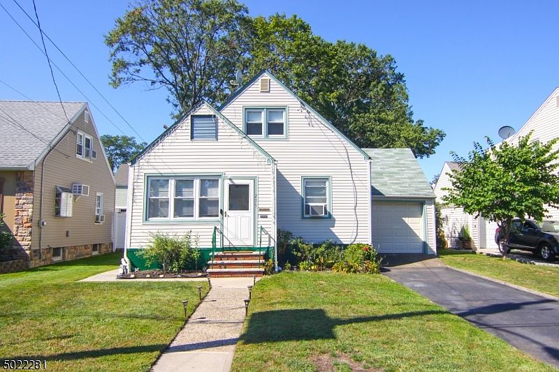 1st image of 275 Linden Ave