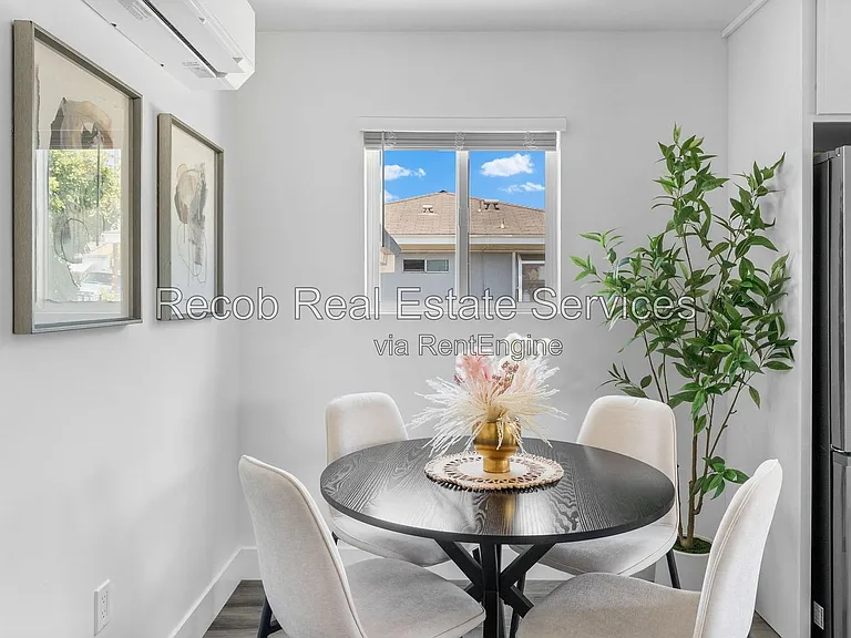 2722 Nye St #1 — Photo 6