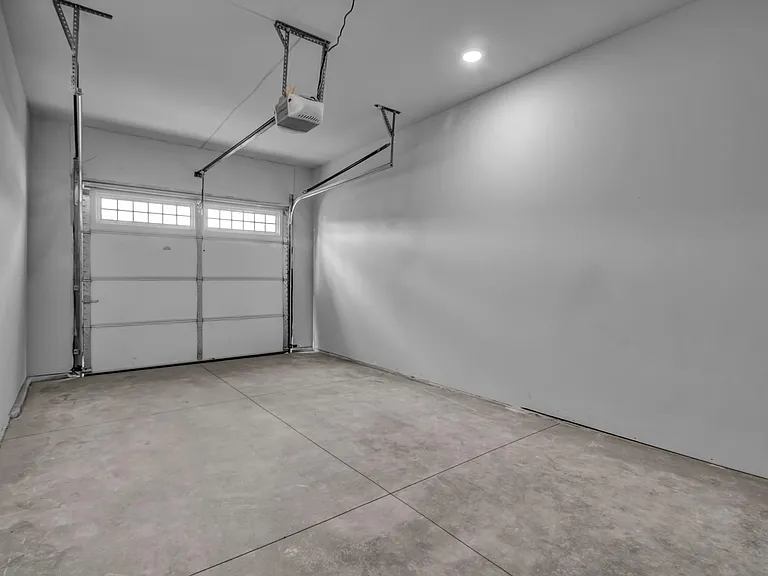 510 Tremont St — Photo 23