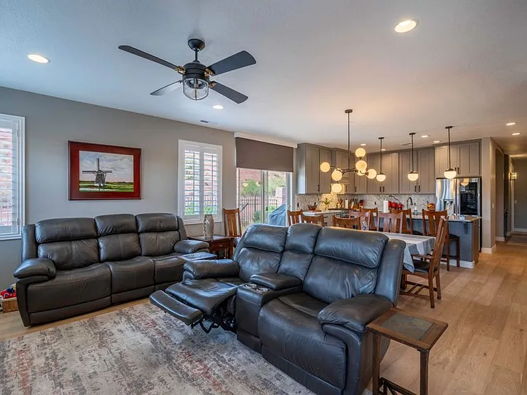 2329 N Prospector Ln — Photo 9