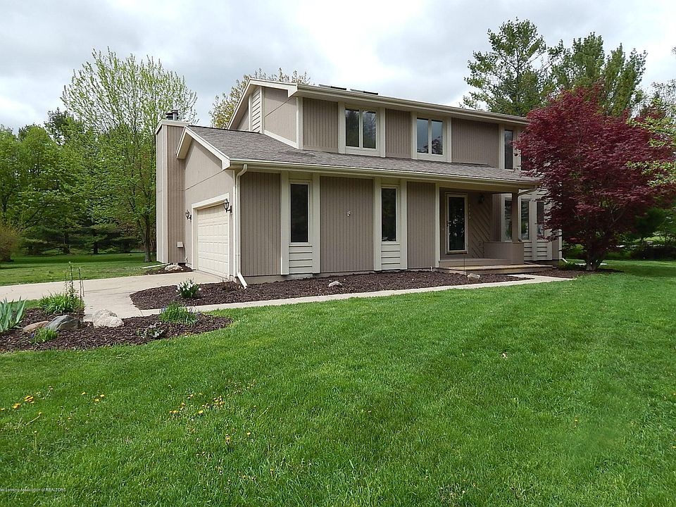 1st image of 3531 E Arbutus Dr
