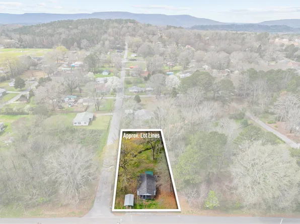 506 Chestnut St, La Fayette, GA 30728