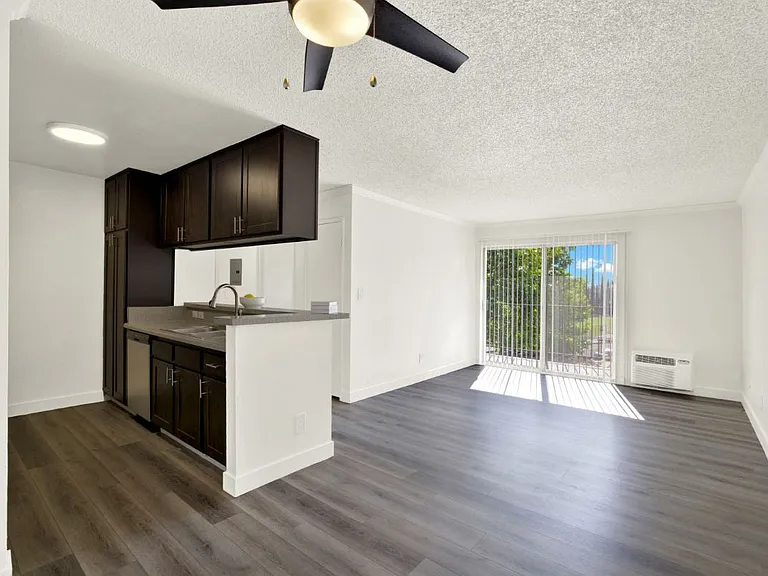 Monterra Ridge Apartments — Photo 6