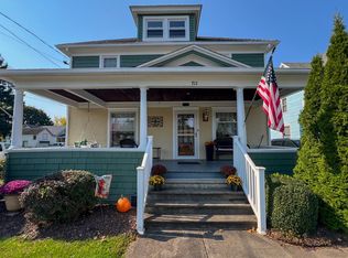 712 S Wilbur Ave, Sayre, PA 18840