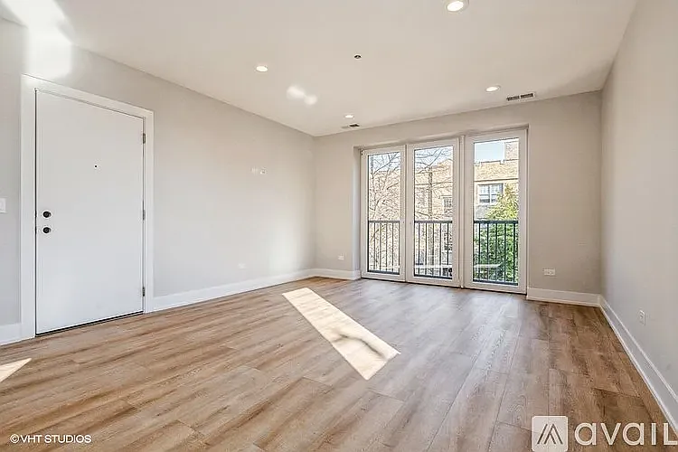 3216 N Karlov Ave #2N — Photo 8
