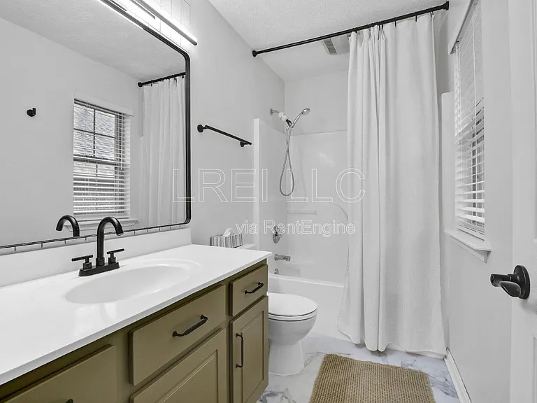 8439 Grand Trevi Dr — Photo 8