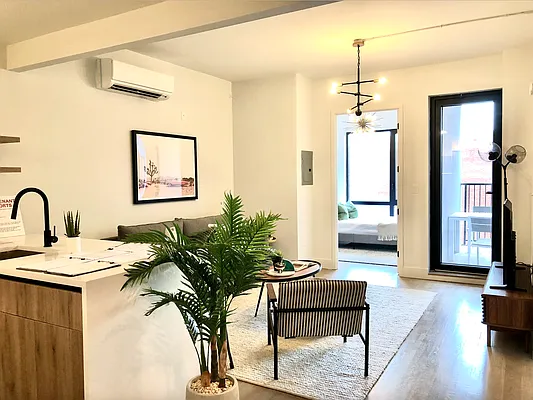 Rented by City Vista Inc | media 2