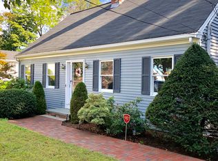 25 Winthrop St, Abington, MA 02351