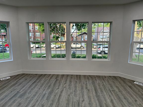 4th image of 8232 S Calumet Ave