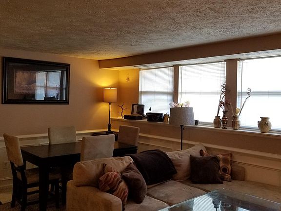 Dining area in living space.
