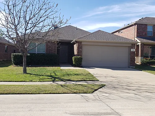 710 English Ivy Dr Photo 1