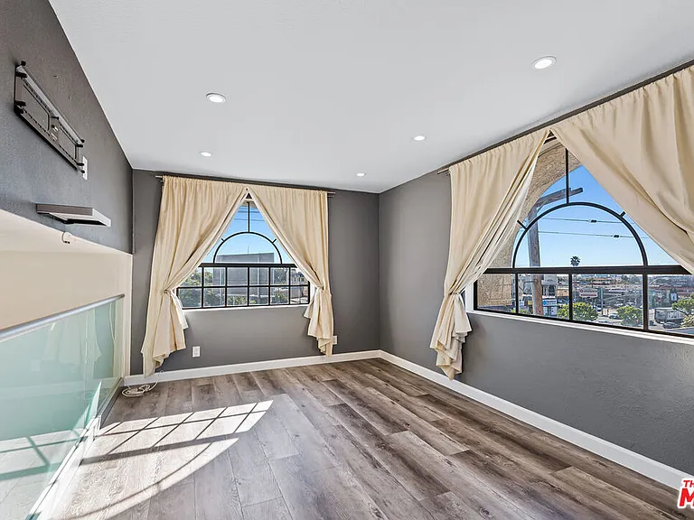 3780 Ocean View Ave #2 — Photo 16