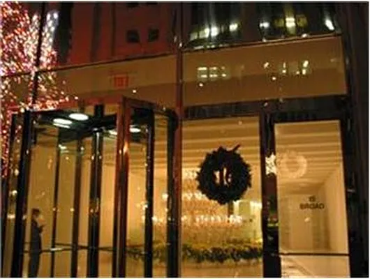 Rented by Douglas Elliman | media 31