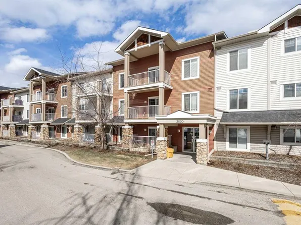 70 E Panamount Dr NW #3115, Calgary, AB T3K 6G8