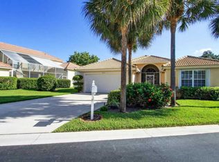 2773 Pointe Cir, Greenacres, FL 33413