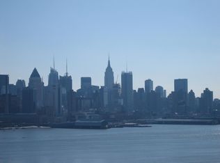 6600 Kennedy Blvd, West New York, NJ 07093