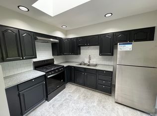 409 Oakland Ave #8, South Beloit, IL 61080