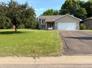 1896 73rd St, Centerville, MN 55038