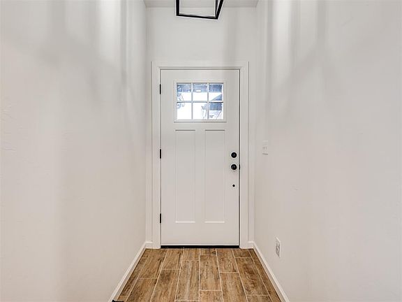 5th image of 2715 Juneberry Ln