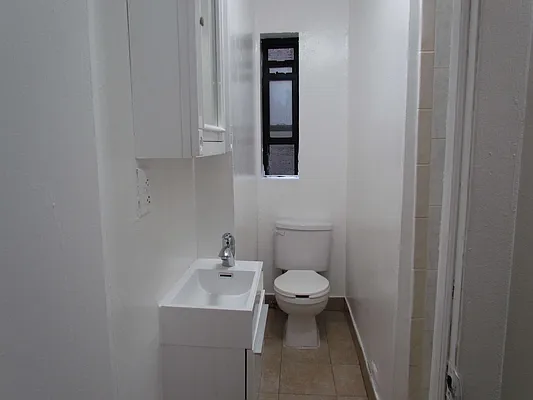 Rented by Landmark Real Estate | media 14