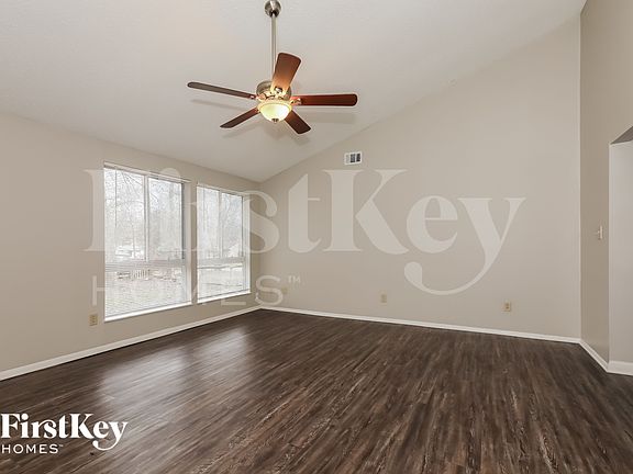 3rd image of 1801 Rice Planters Rd