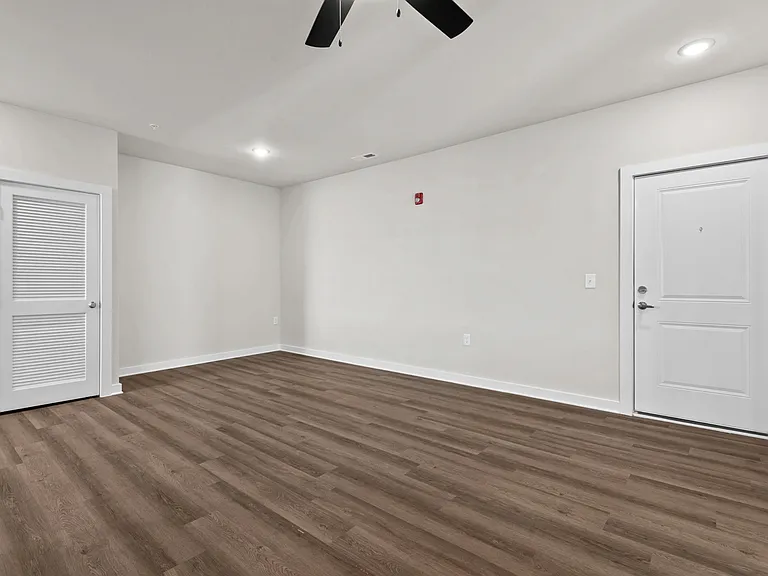 227 S 11th St #205 — Photo 14