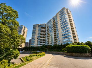 160 Alton Towers Cir #501, Toronto, ON M1V4X8
