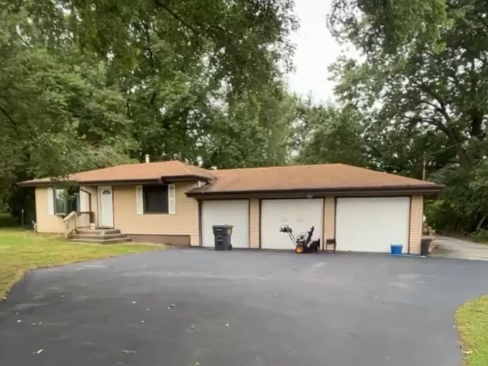 274 N 375 W