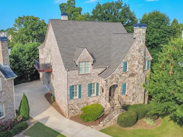 2252 Parkwood Place Ct SE, Smyrna, GA 30080