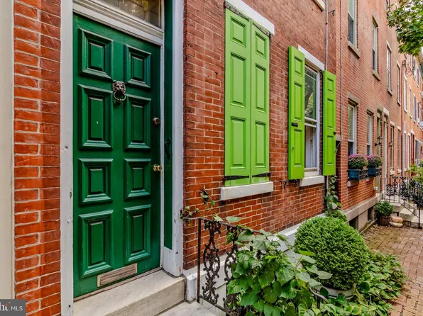 2028 Brandywine St, Philadelphia, PA 19130