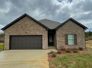 256 Buckhorn Cir, Weaver, AL 36277