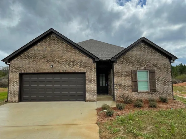 256 Buckhorn Cir, Weaver, AL 36277