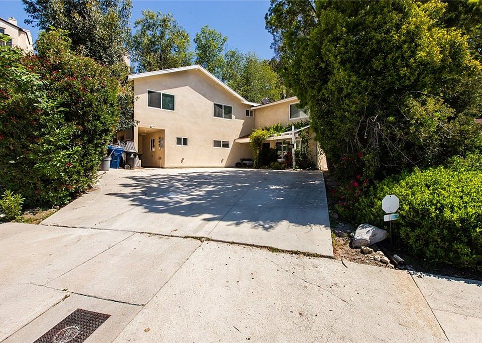 1st image of 5634 Farralone Ave