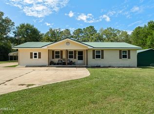 222 Log Cabin Rd, Jayess, MS 39641