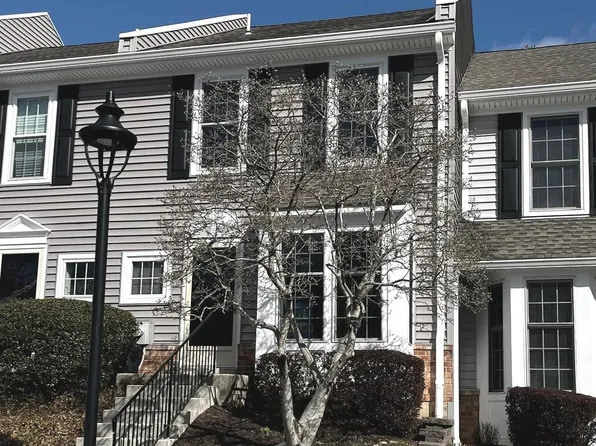 451 Hartford Sq, West Chester, PA 19380